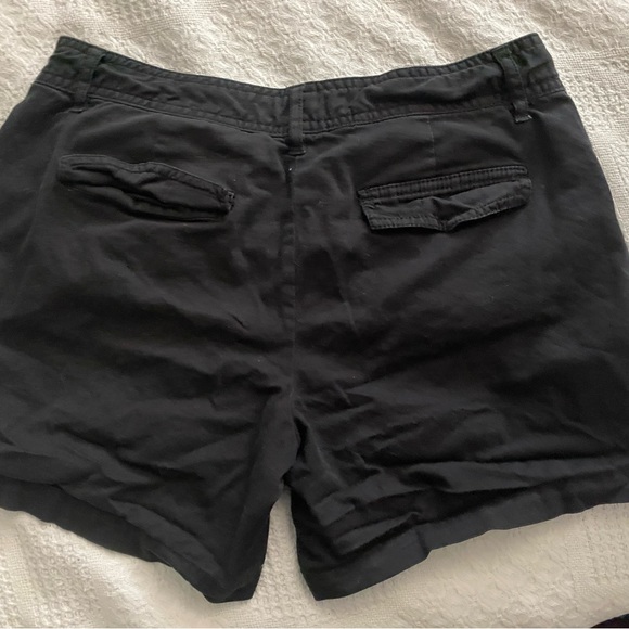 Michael Kors shorts size 4 - Picture 4 of 5